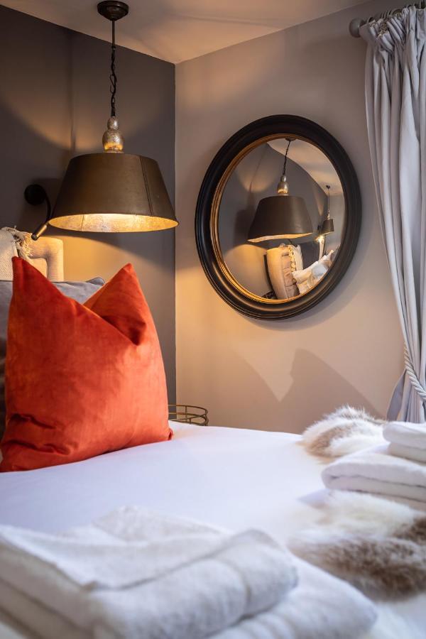 The Cocktail Lounge At Cheshire Boutique Bathhouse Apartman Nantwich Kültér fotó